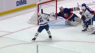 Ilya Sorokin makes absolutely amazing save vs Leafs (21 mar 2023)