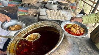 Lunch Eating street food siri paye