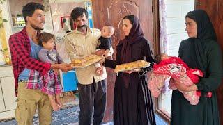 The teacher's meeting with Afshin's family, the presence of Zulfa next to Leila 