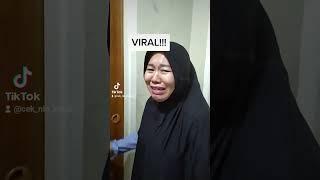 VIRAL !!!! ISTRI PERGOKI SUAMI BERSAMA IBU DI KAMAR MANDI