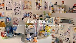 desk tour !! anime posters, mangas, figures, keychains, ect