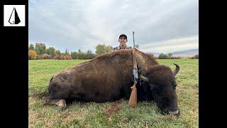 Taking down a BISON ||GRIZZLY BROTHERS