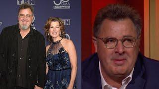 Amy Grant’s Emotional Tribute to Vince Gill Is What He Needed