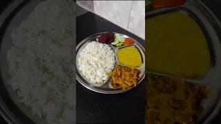 Aaj Ki Thali Me Kya Sab H #shorts #trending #viralvideo