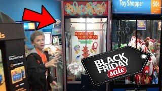 Black Friday Gamer Green Claw Machine WINS | Claw Quest