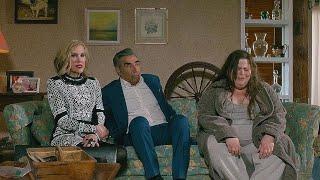 Schitt's Creek S5, E10 - Roadkill