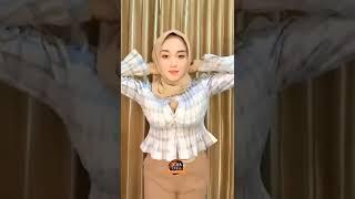 TT nya gede  #shorts #jilbab #solehot