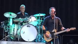 Bruce Springsteen - Lost in The Flood (Wembley June 25, 2013)