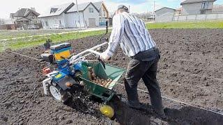 Мотоболок з Картопелесаджалкою на Чорноземі!