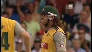 Andrew Symonds 85 Runs on 46 Balls Against Newzeland