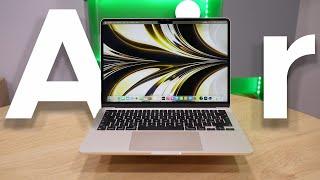 Recensione MacBook Air M2 2022: in medio stat virtus?