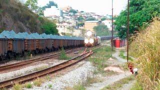 EFVM - Trem de passageiros indo virar na pêra de João Paulo.