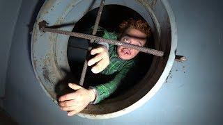 VLOG ● AN UNDERGROUND TROUBLE  | STUCK IN THE PIPE (Subtitles available !)