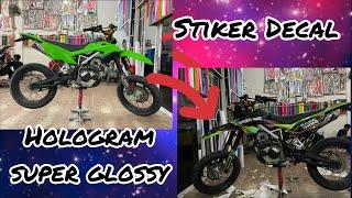 Sebelum dan sesudah pakai Stiker decal hologram di kawasaki klx ||bintang variasi