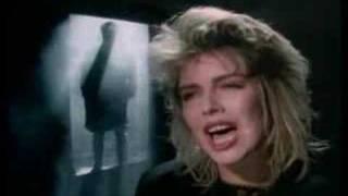 Kim Wilde -You keep me hanging on