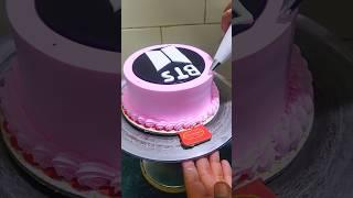 BTS cake decoration ideas Subscribe for more cakes #btsarmy #cakes #shorts #ytshorts #viral