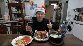 Korean guy trying Christmas food for the first time!