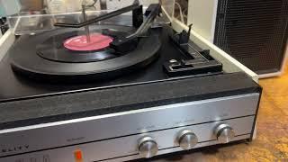 Groovy Fidelity UA4 Stereo Auto Changer Vintage Record Player With Speakers-Fully Working