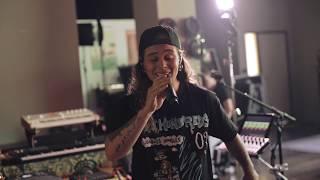 Tash Sultana - Cigarettes (Studio Jam Version)