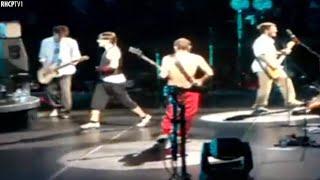 Josh Klinghoffer Saves John Frusciante!