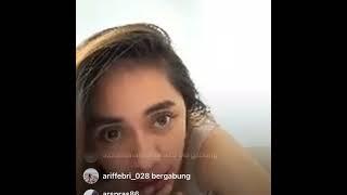 Tante Telanjang Saat Live Instagram