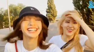 Chaelisa Moment in Vlive sing A whole new world Blackpink