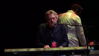 Terry Allen with Steve Earle, clip 2 (11/4/2022; Outlaw Country West music cruise, Stardust Theater)