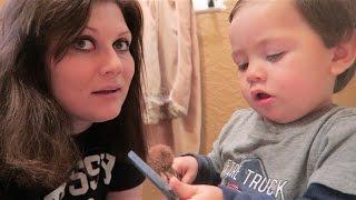 TODDLER DOES MY MAKEUP!