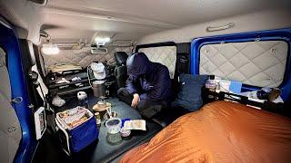 Car camping alone with a small and narrow Jimny