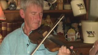 Anderson's Thatched Bar - Traditional Irish Music From LiveTrad.com