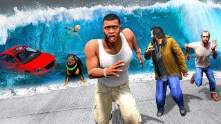 Michael, Trevor & Franklin in a TSUNAMI in GTA 5!