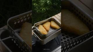 frying hashbrown while camping with KINOX | #campinglife #cookingoutdoors