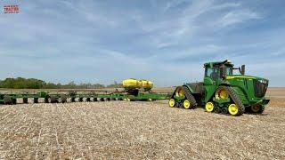 36 Row JOHN DEERE DB90 Corn Planter