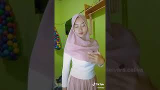 Tiktok gadis SMA jilboobs