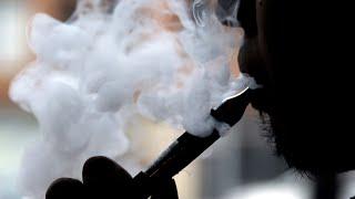 Lung doctor explains symptoms of vaping-related illnesses