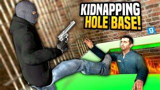 Kidnapping Players and Throwing Them In a Hole - Gmod DarkRP (Kidnapper Roleplay)