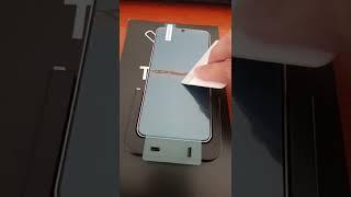 #2 Applying the Samsung Galaxy S22 Screen Protector - Botched attempt 