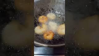 Vada Soft And Crispy #vada #meduvada #streetfood #street #viral #tips