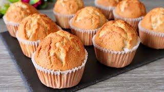 Einfaches Rezept für einfache Vanille-Muffins. Super weich und flauschig. Einfaches Backen.