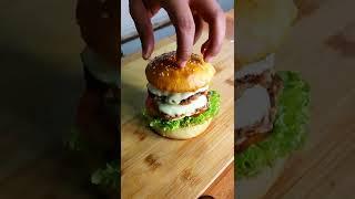 SMASH CHICKEN PATTY BURGER | Burger de pui suculent