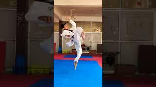 360 KICK | TAEKWONDO  #taekwondo #martialarts #practice #kicks #workout #fight #fly #sport #360kick