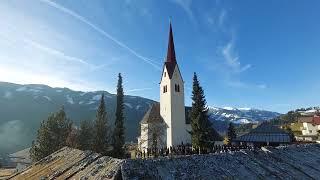 ABFALTERSBACH/TIROL:Festtagsgeläute der Pfarrkirche St. Andrä