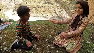 Iranian Nomads: Making a Hut from Wood and Stone