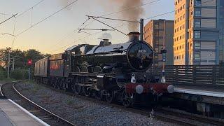 7029 Clun Castle and Class 86 + Class 57 Railtours at Wolverhampton - 08/06/24 - 4k