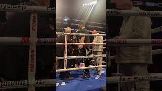 Artur Beterbiev’s greeting the audience, post-fight vs Callum Smith - Артур Бетербиев после боя