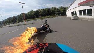 KTM SMC-R burns after Wheelie-Crash