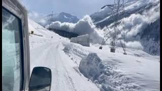 A Massive Avalanche hit at Zojila Pass 2025