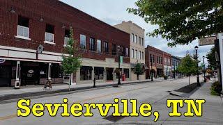 I’m visiting America's hometowns - Sevierville, Tennessee