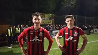 Alexander Zapp und Jan Pidde, Spieler der SG Schneifel, nach dem 2:1 gegen den Ahrweiler BC