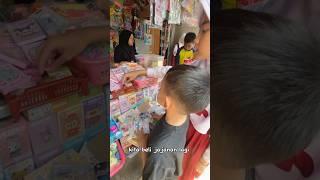 Udah lama Rayi gak beli jajanan di sekolah  #shortvideo #jajanan #sekolah